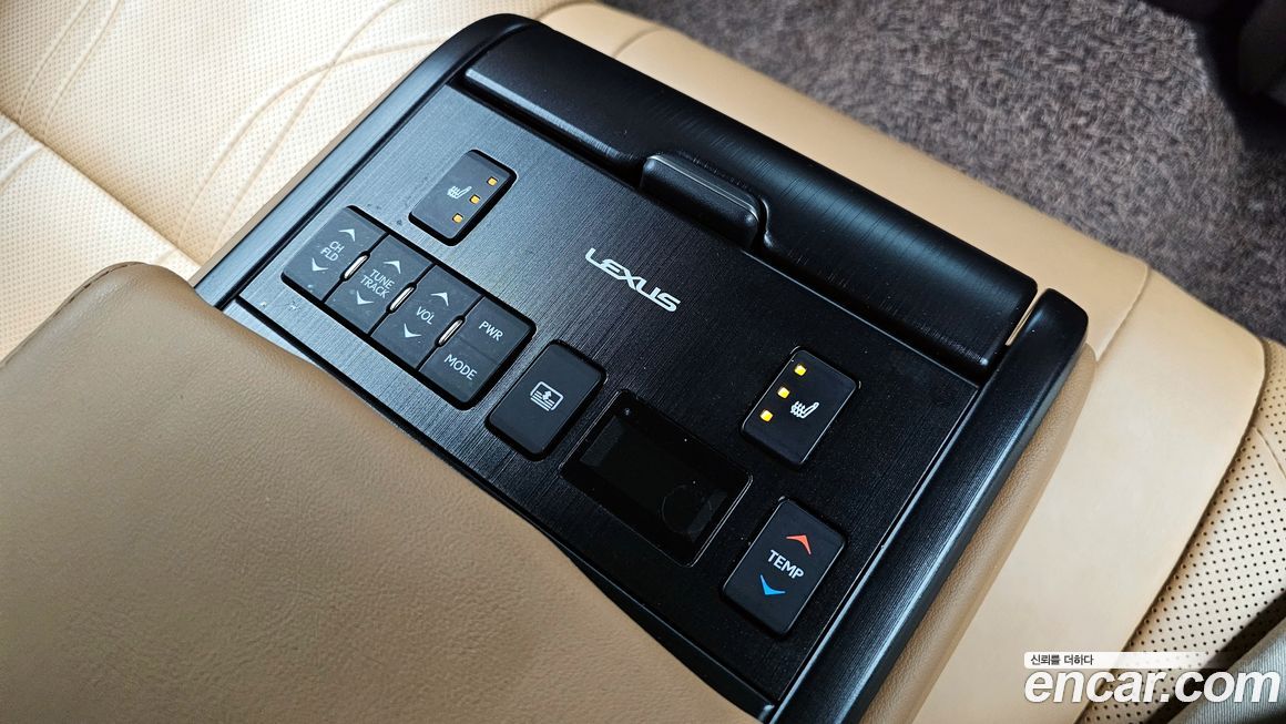 Lexus ES 2021