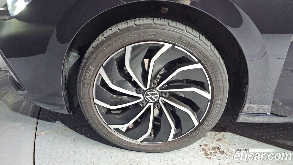 Volkswagen Golf 2023