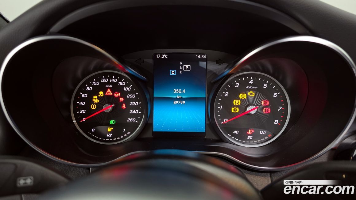 Mercedes-Benz C-Class 2019