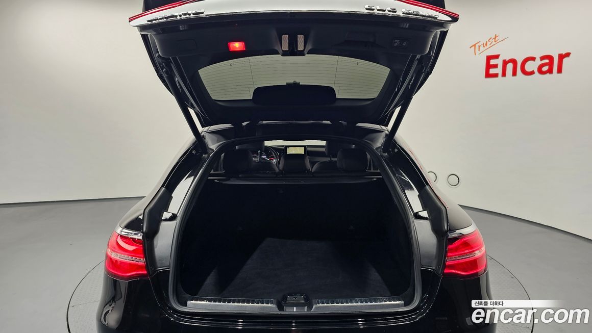 Mercedes-Benz GLC-Class 2018