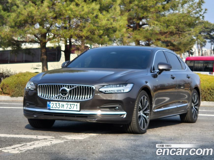 Volvo S90 2024