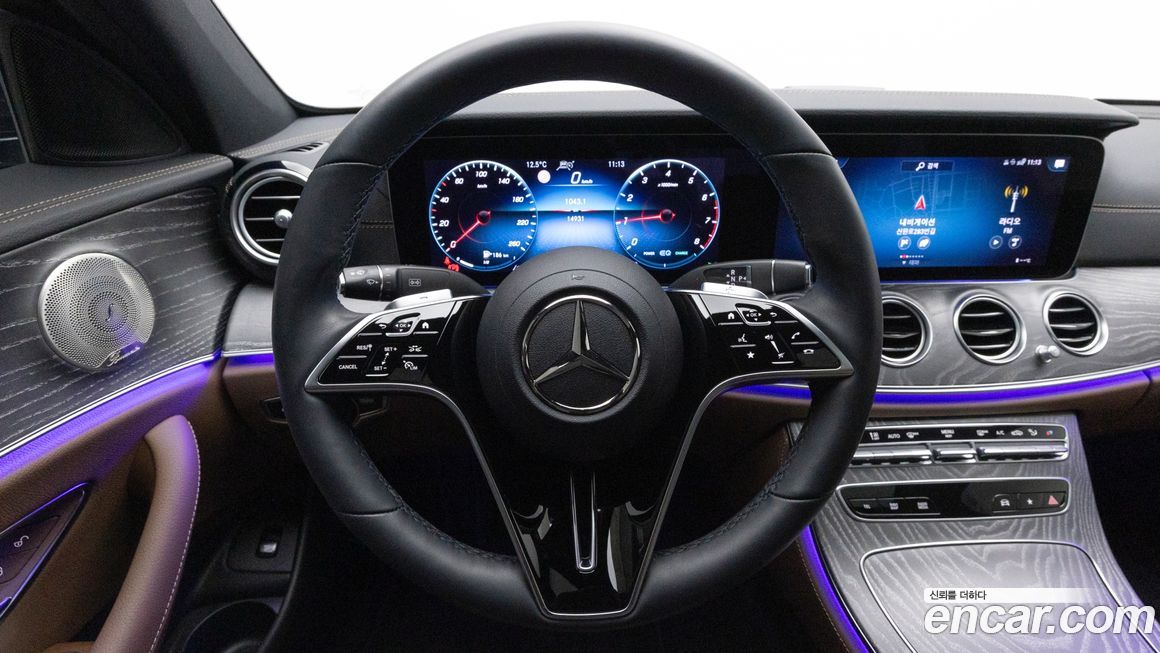 Mercedes-Benz E-Class 2022