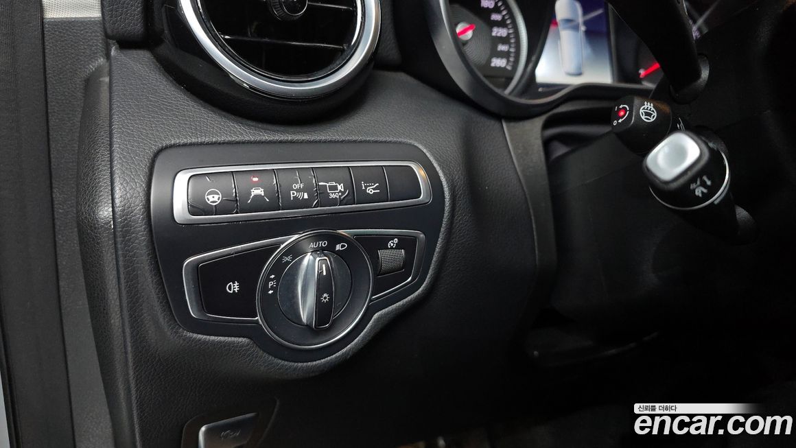 Mercedes-Benz GLC-Class 2019