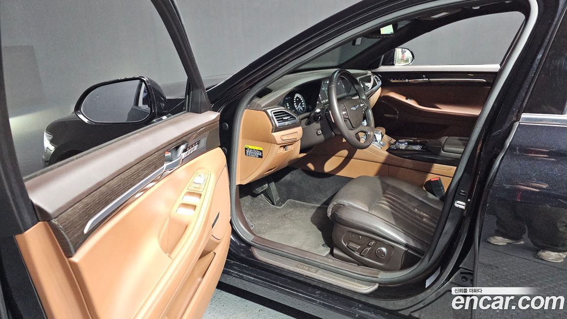 Genesis G90 2021