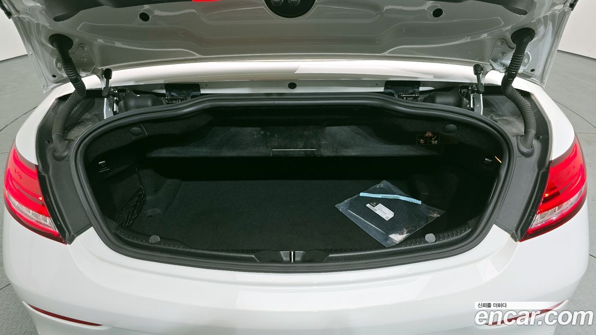 Mercedes-Benz C-Class 2019