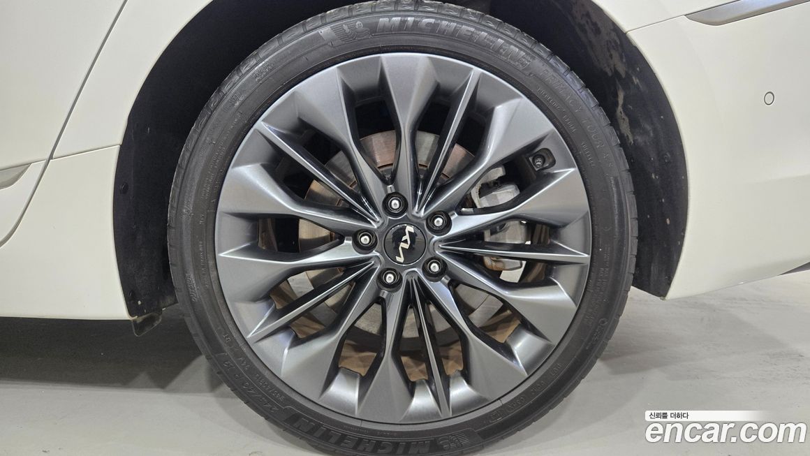 Kia K8 2023