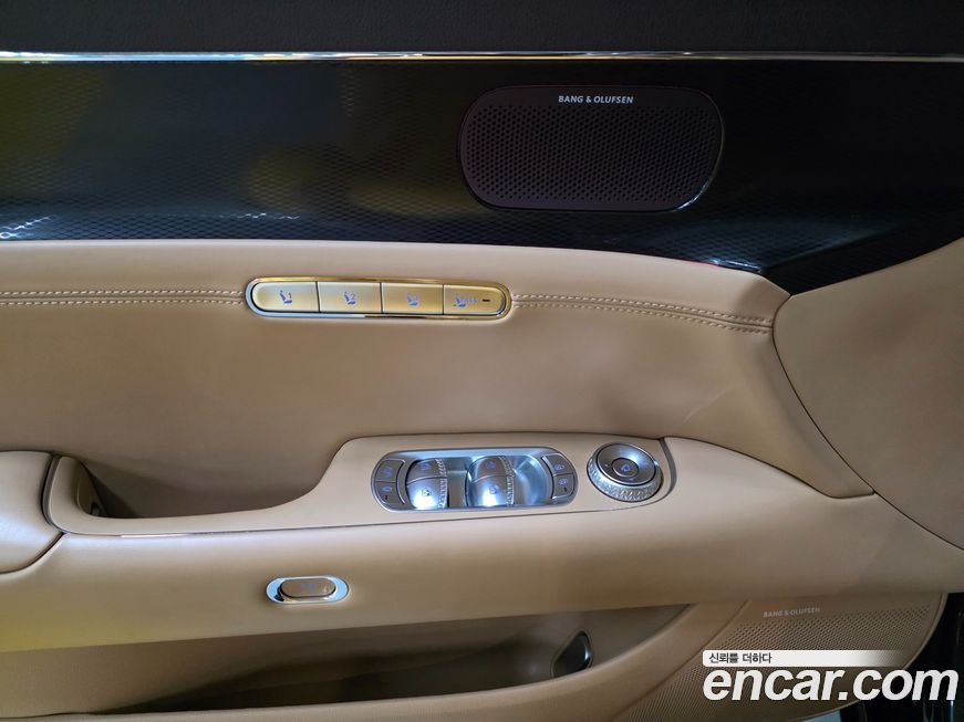 Genesis G90 2023