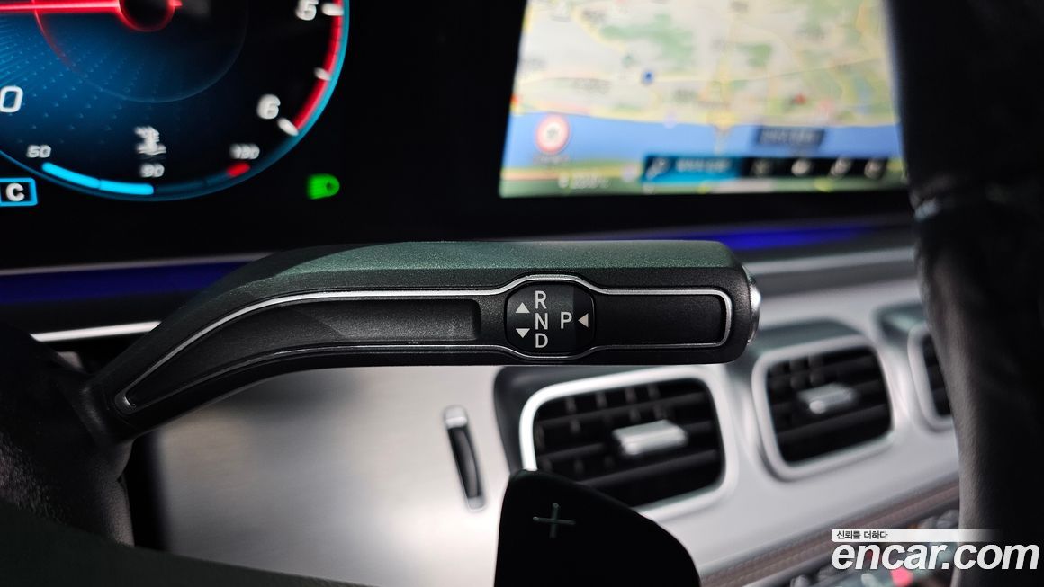 Mercedes-Benz GLE-Class 2021