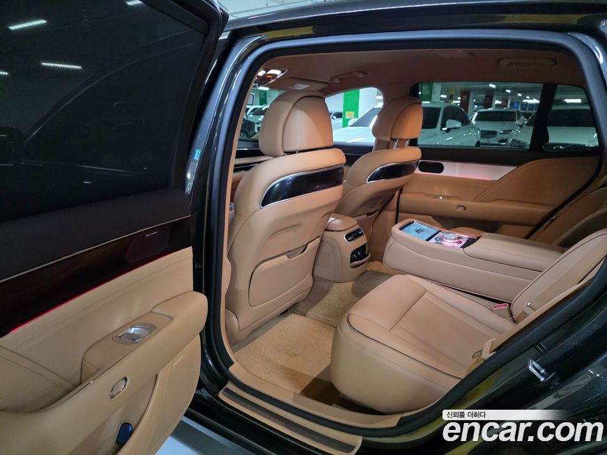 Genesis G90 2023