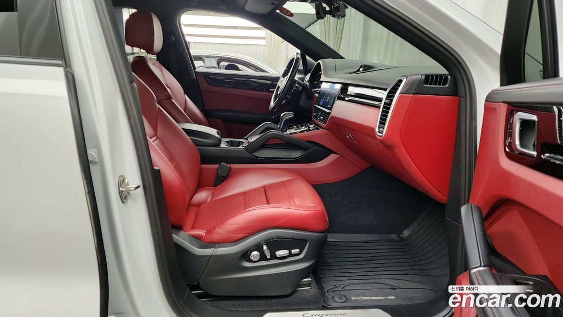 Porsche Cayenne 2020