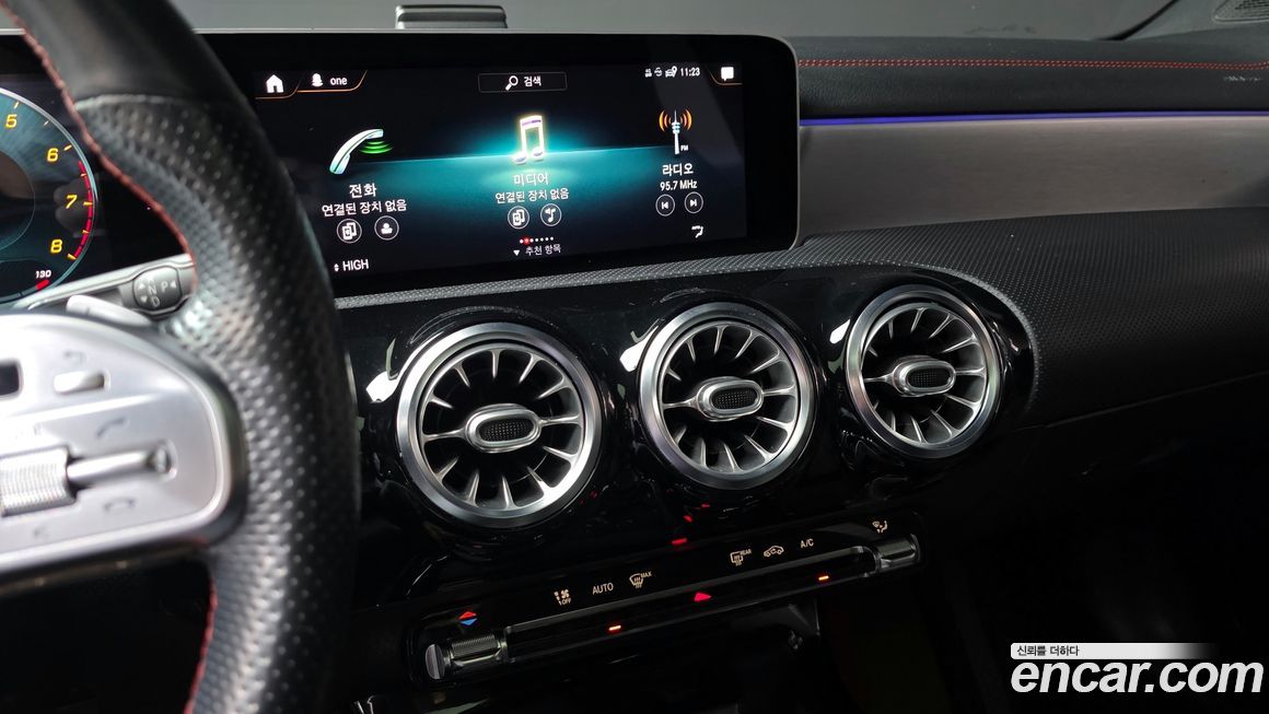 Mercedes-Benz CLA-Class 2020