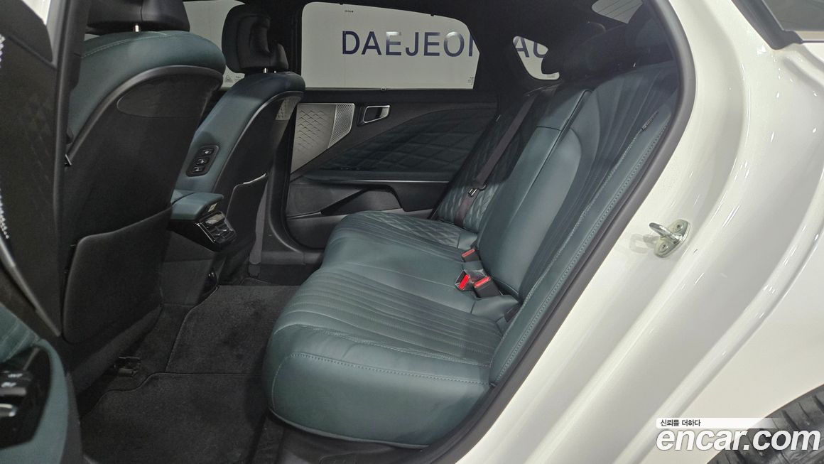 Kia K8 2023