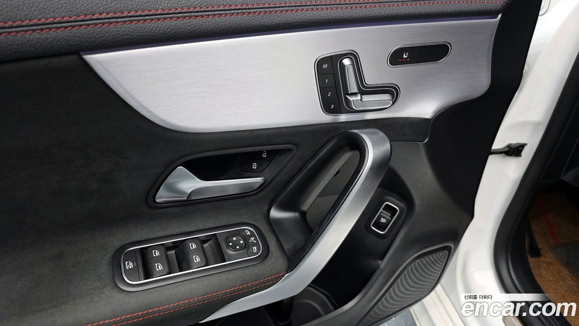 Mercedes-Benz CLA-Class 2020