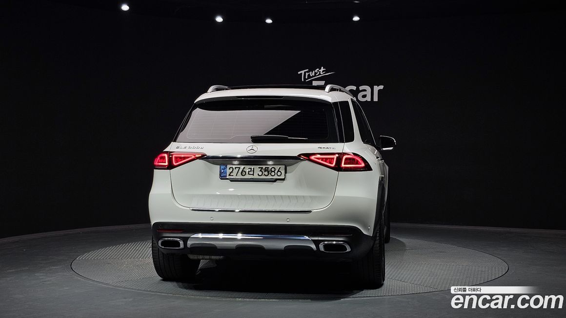 Mercedes-Benz GLE-Class 2021