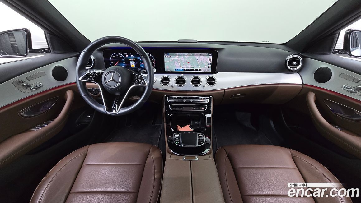 Mercedes-Benz E-Class 2021