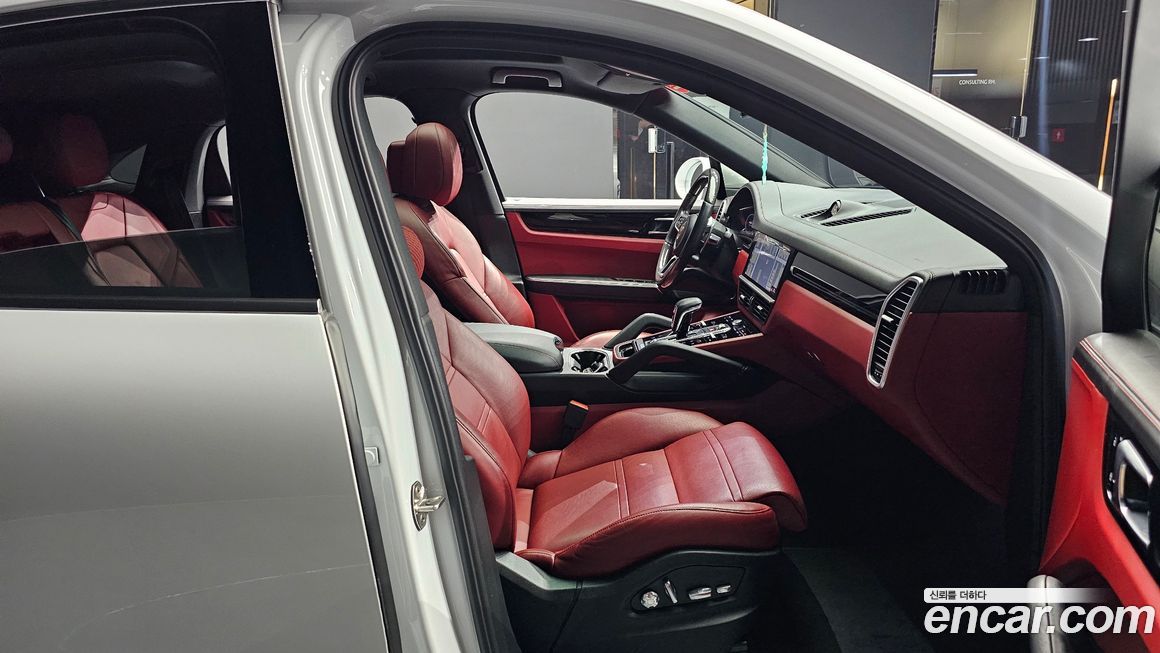 Porsche Cayenne 2020