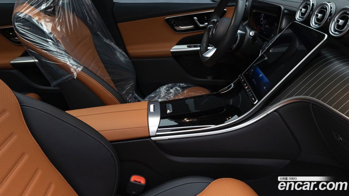 Mercedes-Benz GLC-Class 2025