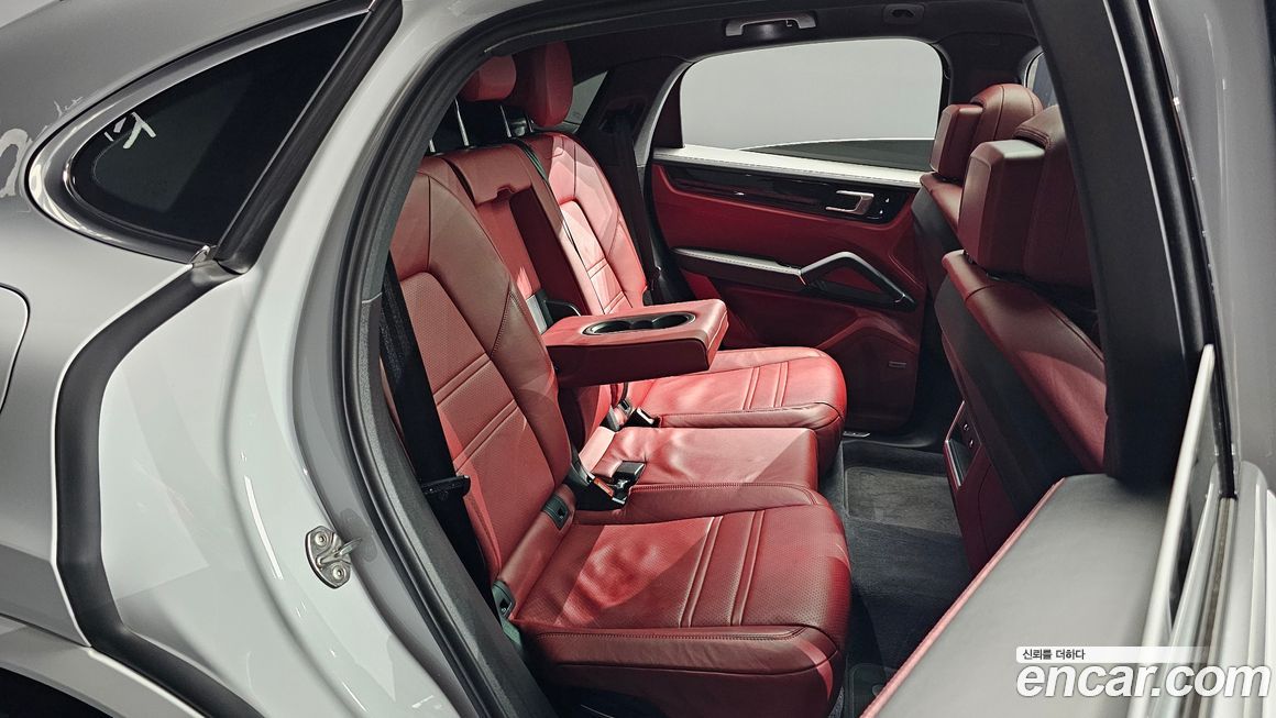 Porsche Cayenne 2020