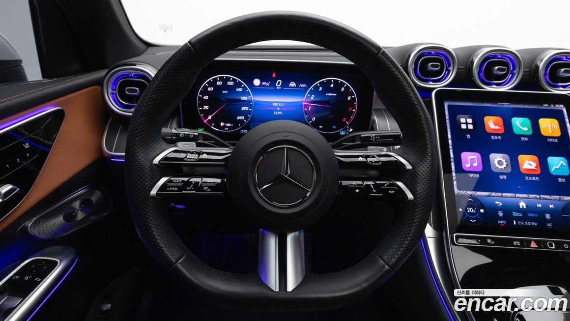 Mercedes-Benz GLC-Class 2025