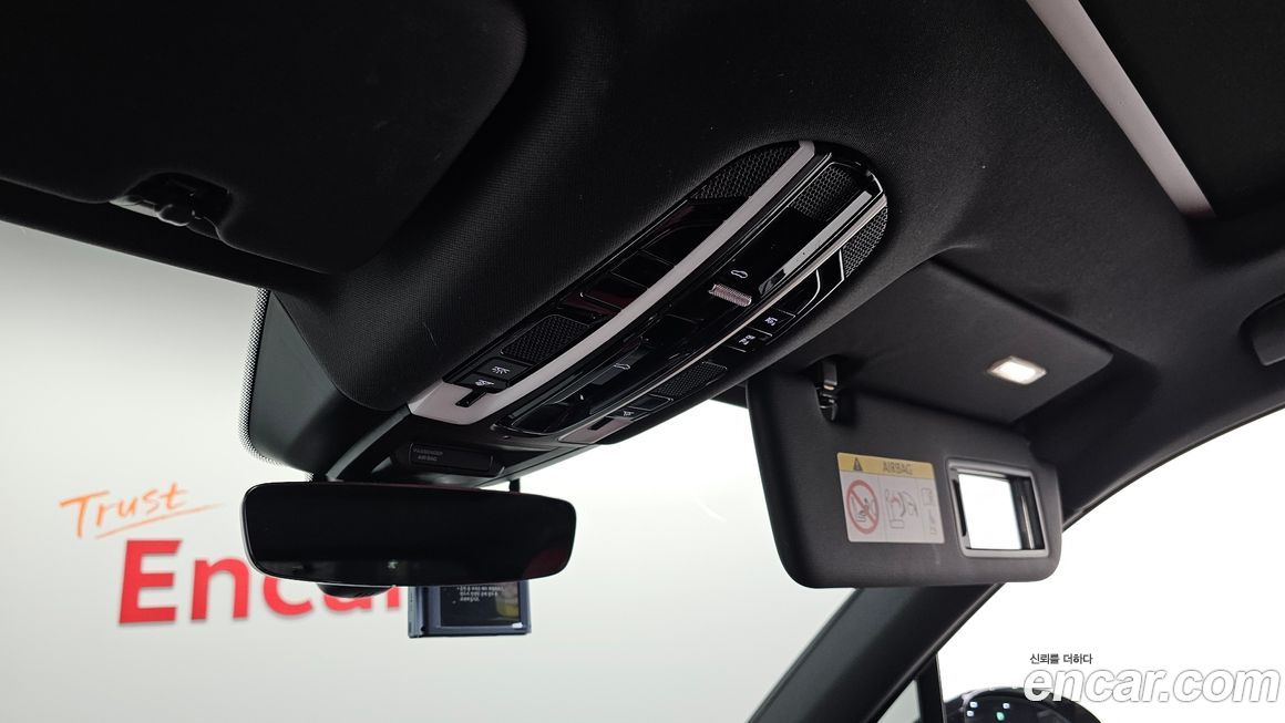 Porsche Cayenne 2021