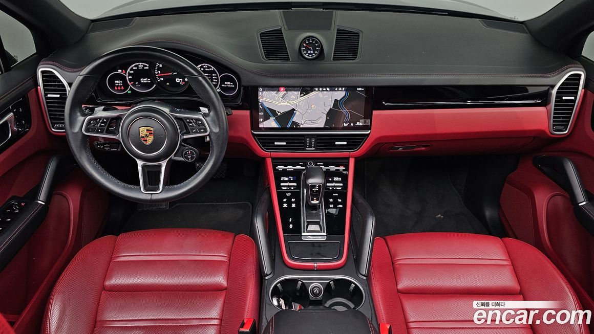 Porsche Cayenne 2021