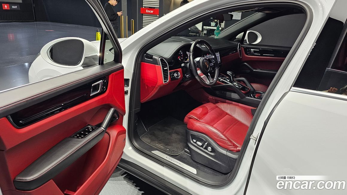 Porsche Cayenne 2020