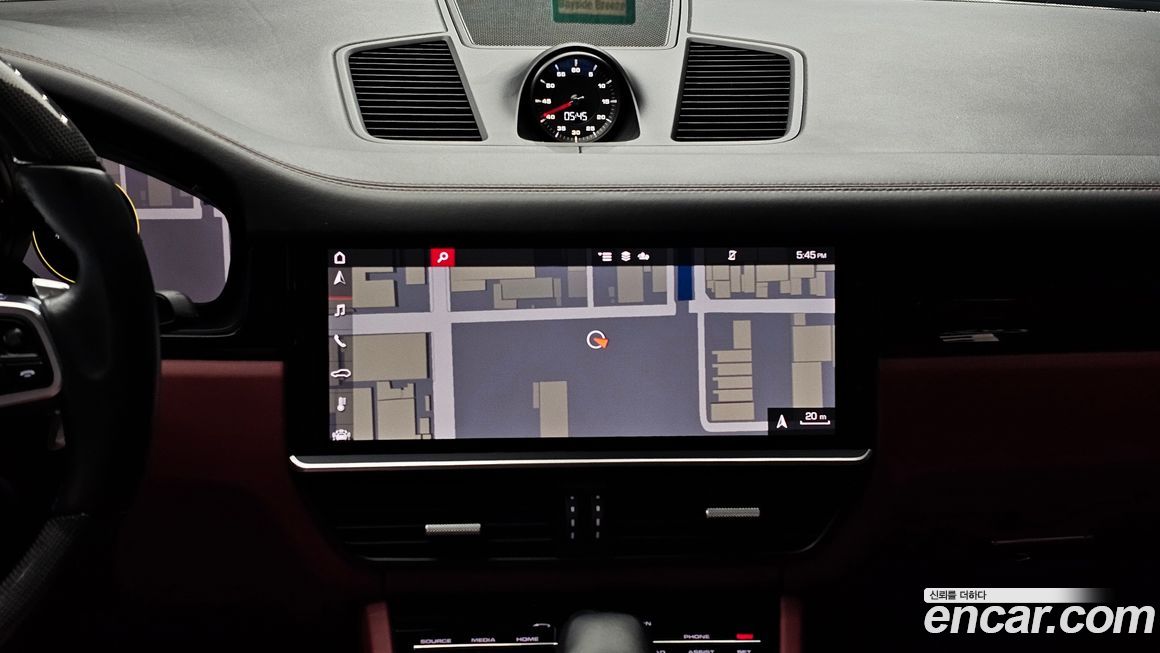 Porsche Cayenne 2020