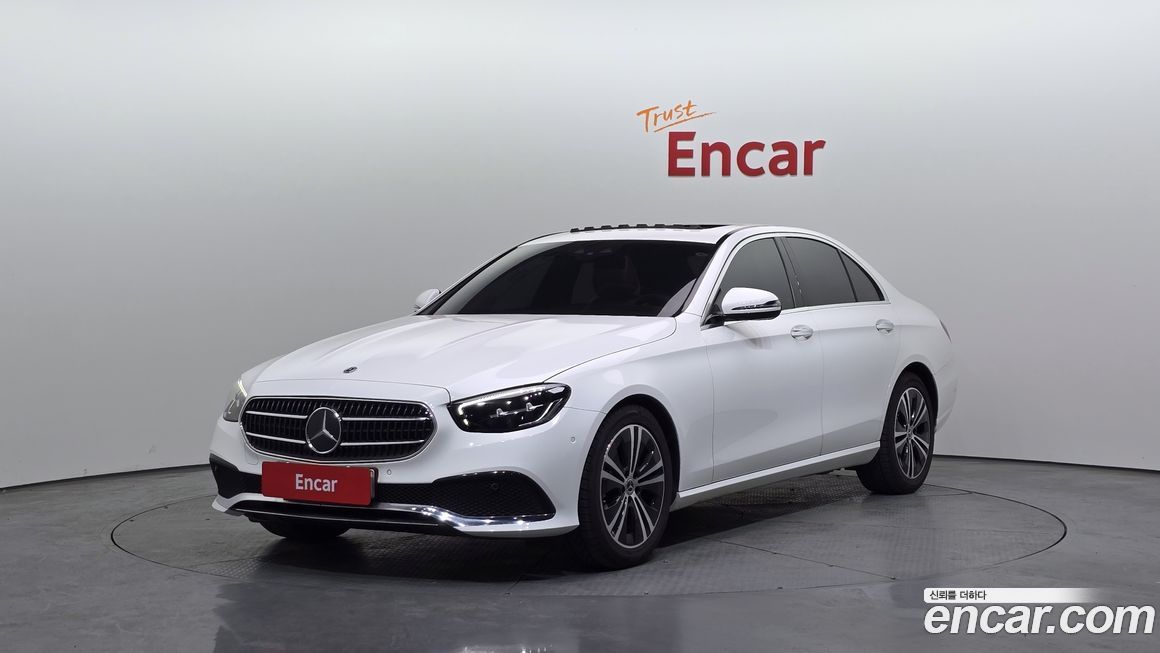 Mercedes-Benz E-Class 2021