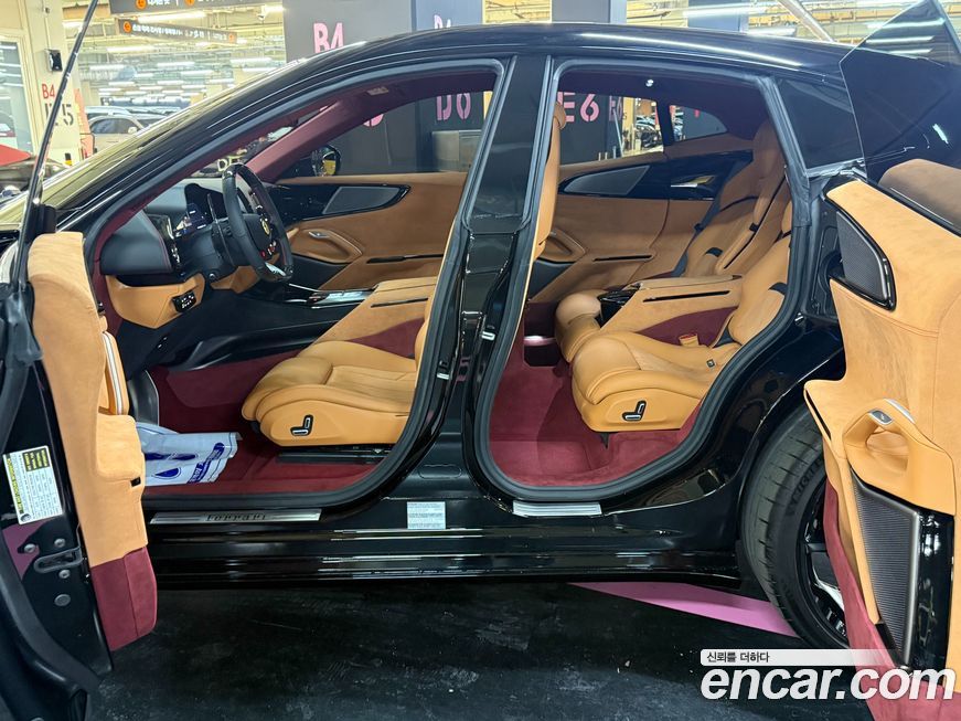 Ferrari Purosangue 2026