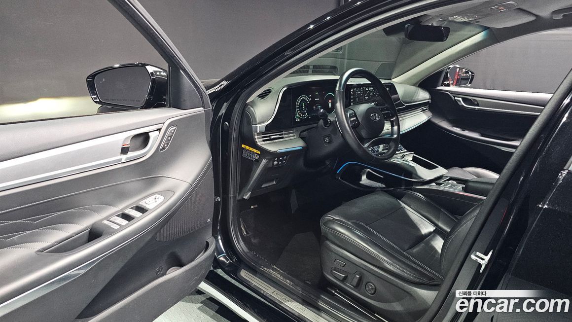 Hyundai Grandeur 2020