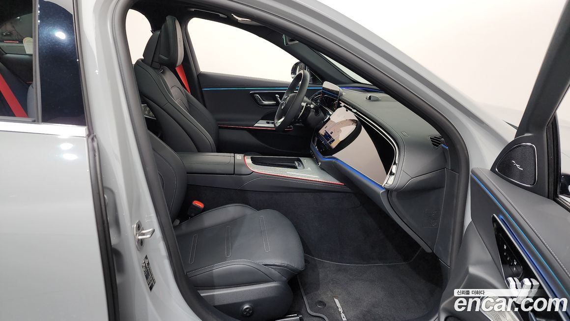 Mercedes-Benz E-Class 2025