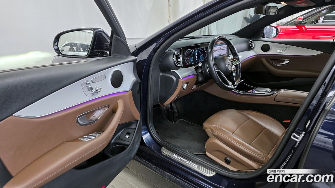 Mercedes-Benz E-Class 2021