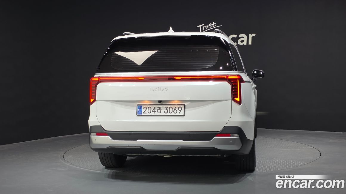 Kia Canival 2024