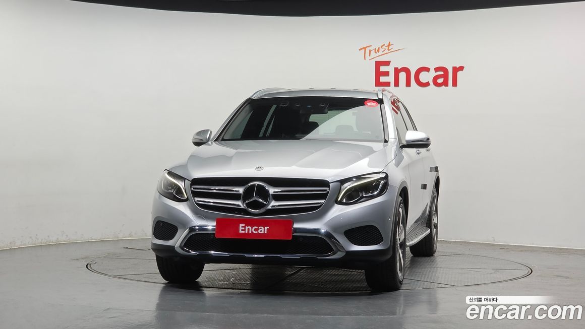 Mercedes-Benz GLC-Class 2019