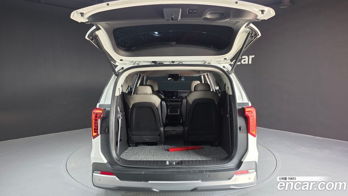 Kia Canival 2024