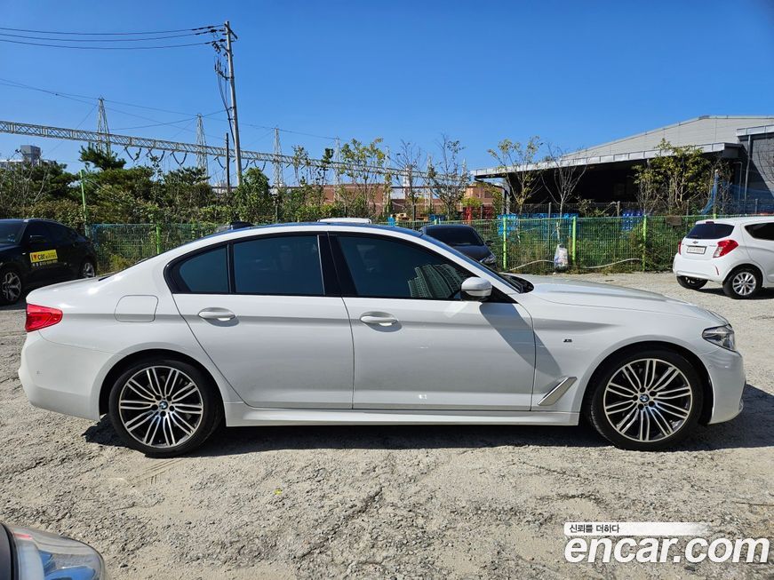 BMW 5-Series 2019