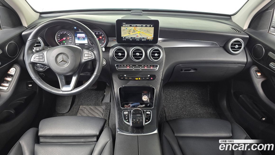 Mercedes-Benz GLC-Class 2019