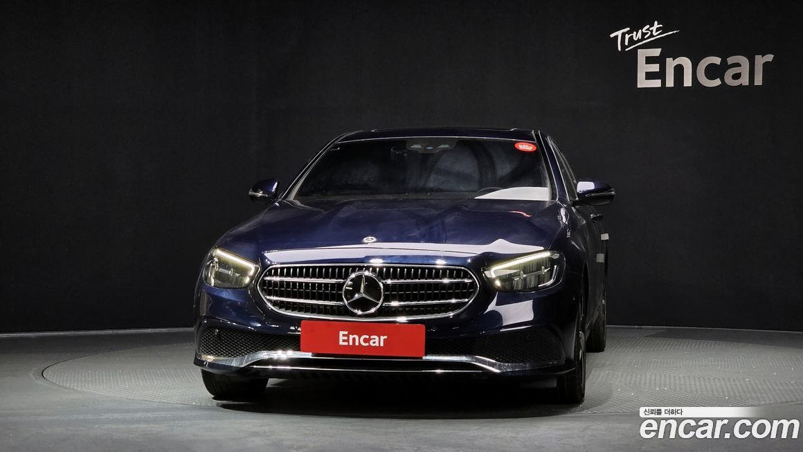 Mercedes-Benz E-Class 2021