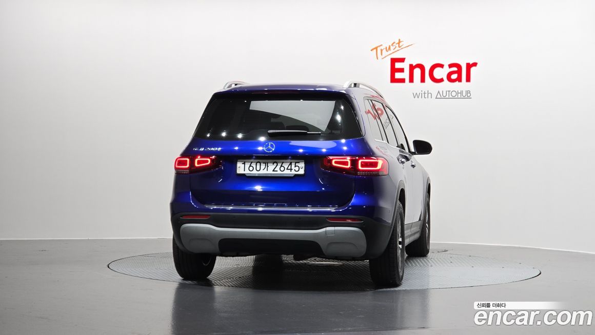 Mercedes-Benz GLB-Class 2021