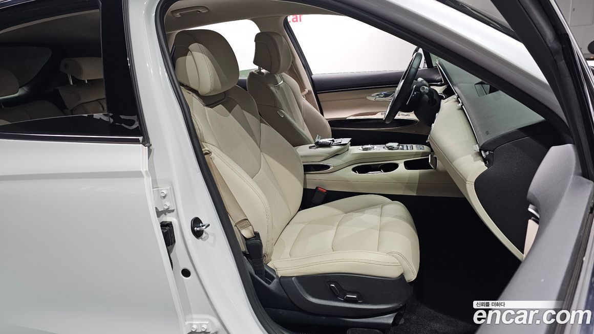 Genesis GV70 2023