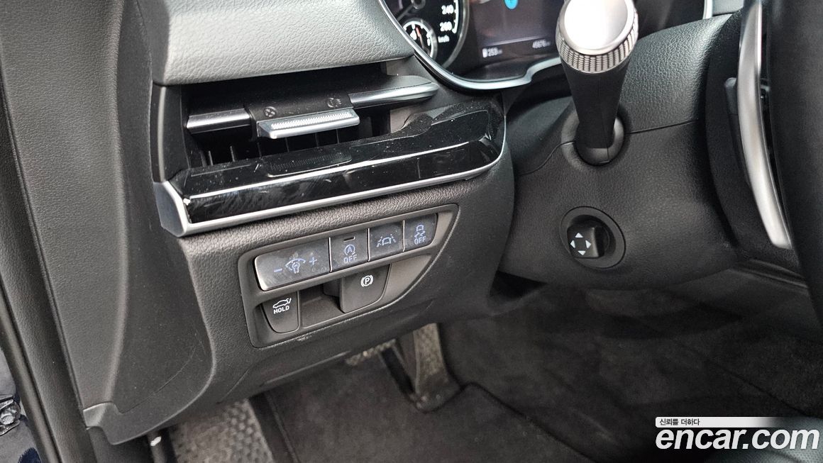 Genesis G80 2021