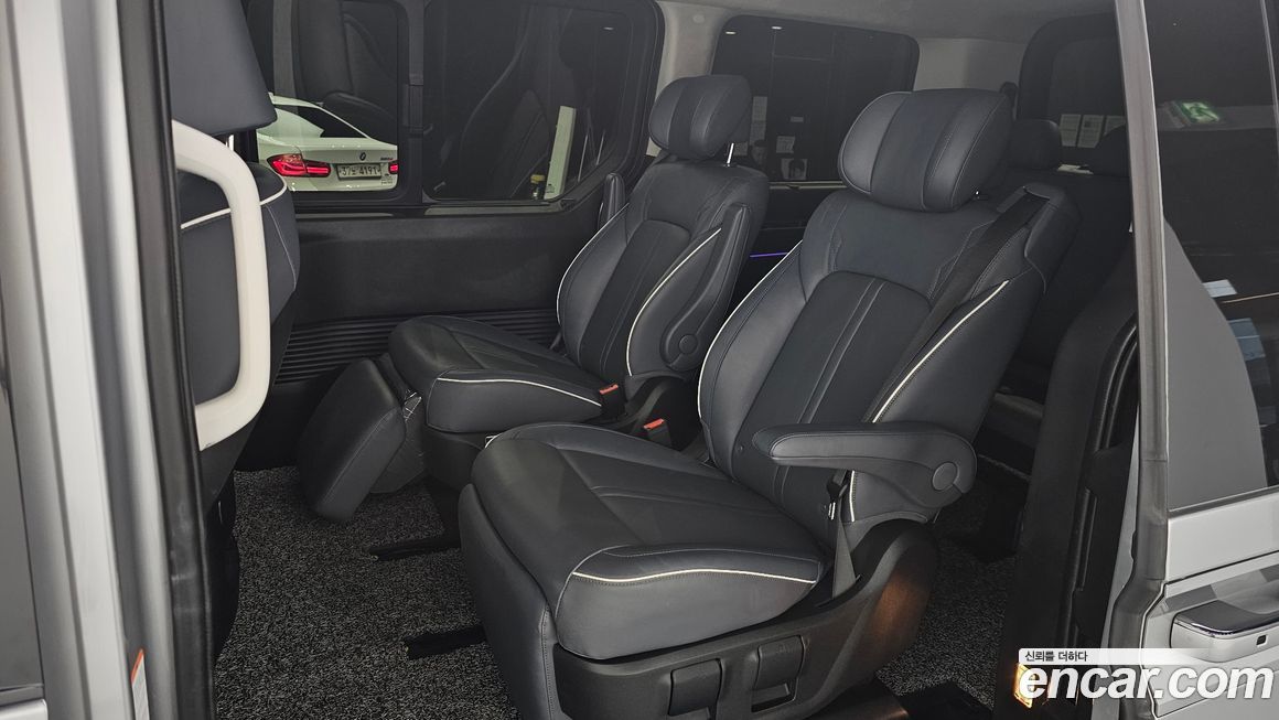 Hyundai Staria 2022