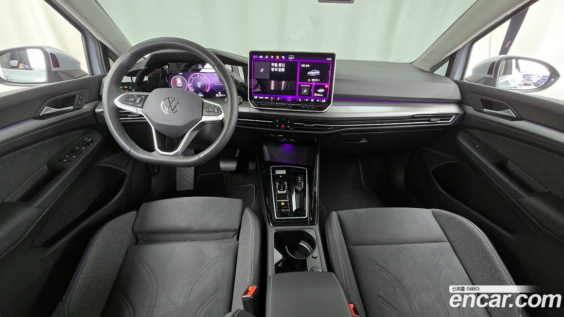 Volkswagen Golf 2025