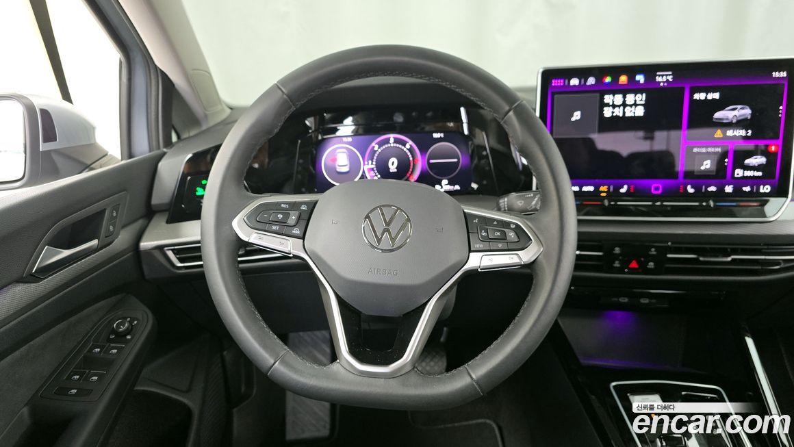 Volkswagen Golf 2025