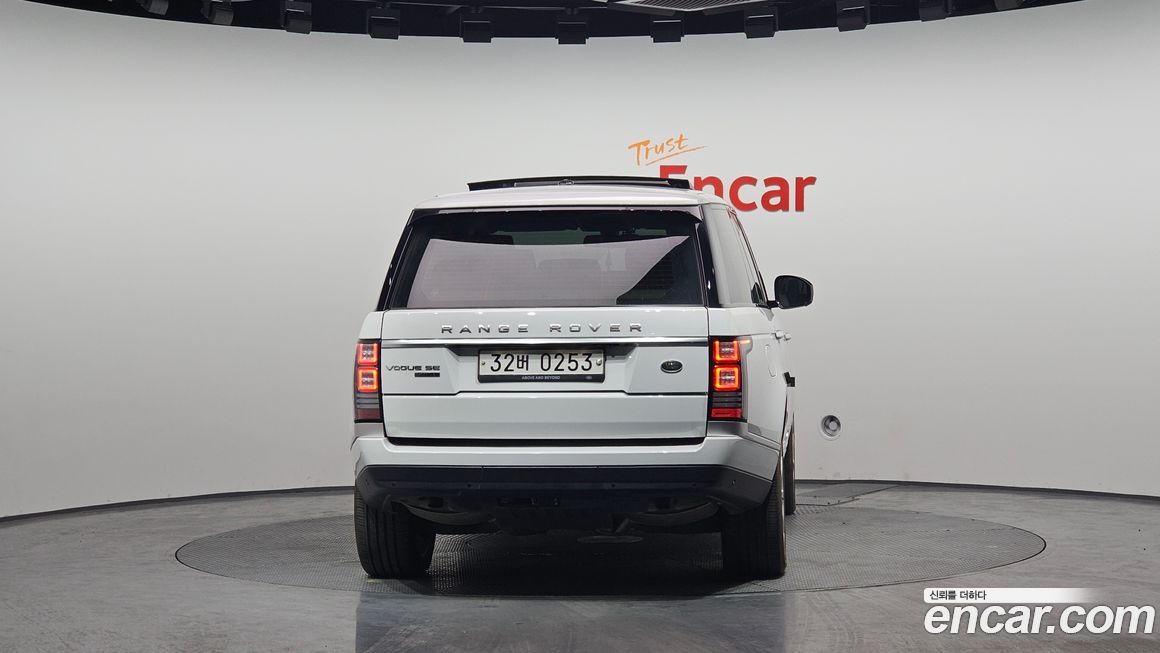 Land Rover Range Rover 2016