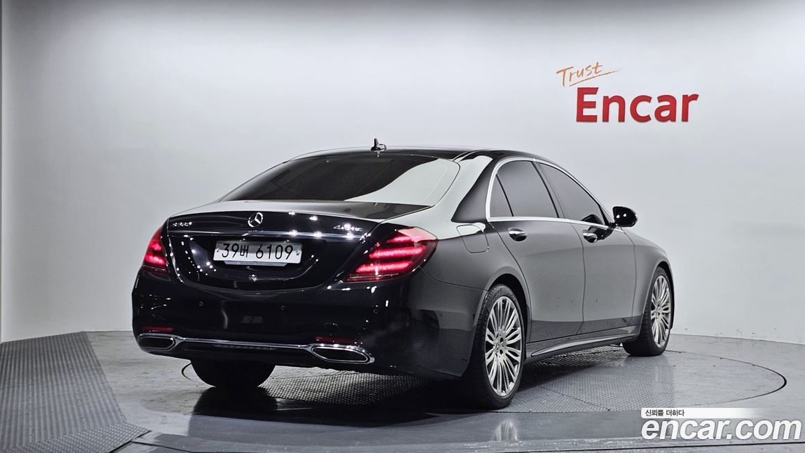 Mercedes-Benz S-Class 2018