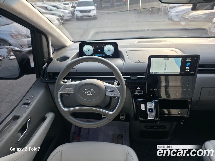 Hyundai Staria 2022