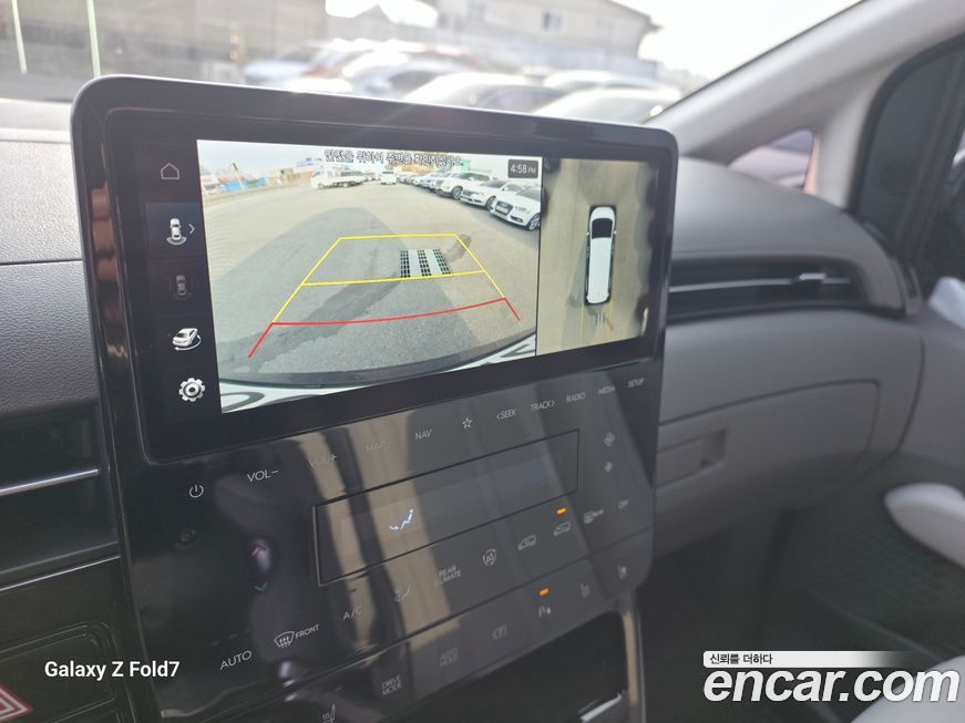 Hyundai Staria 2022