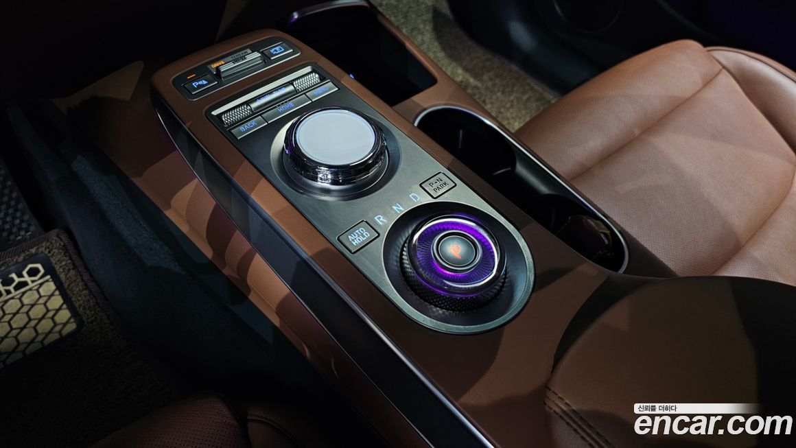 Genesis GV70 2021