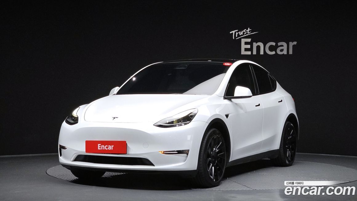 Tesla Model Y 2023
